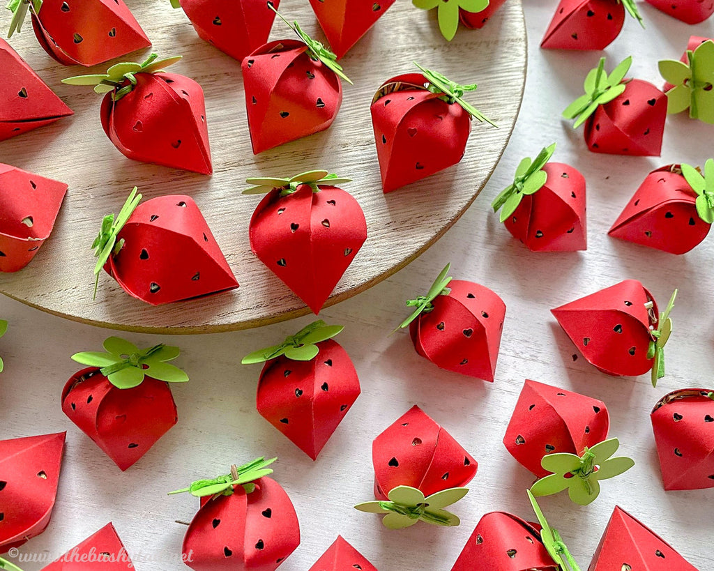 Bitty Berries - 12 Pack of Mini Rabbit & Guinea Pig Foraging Toys