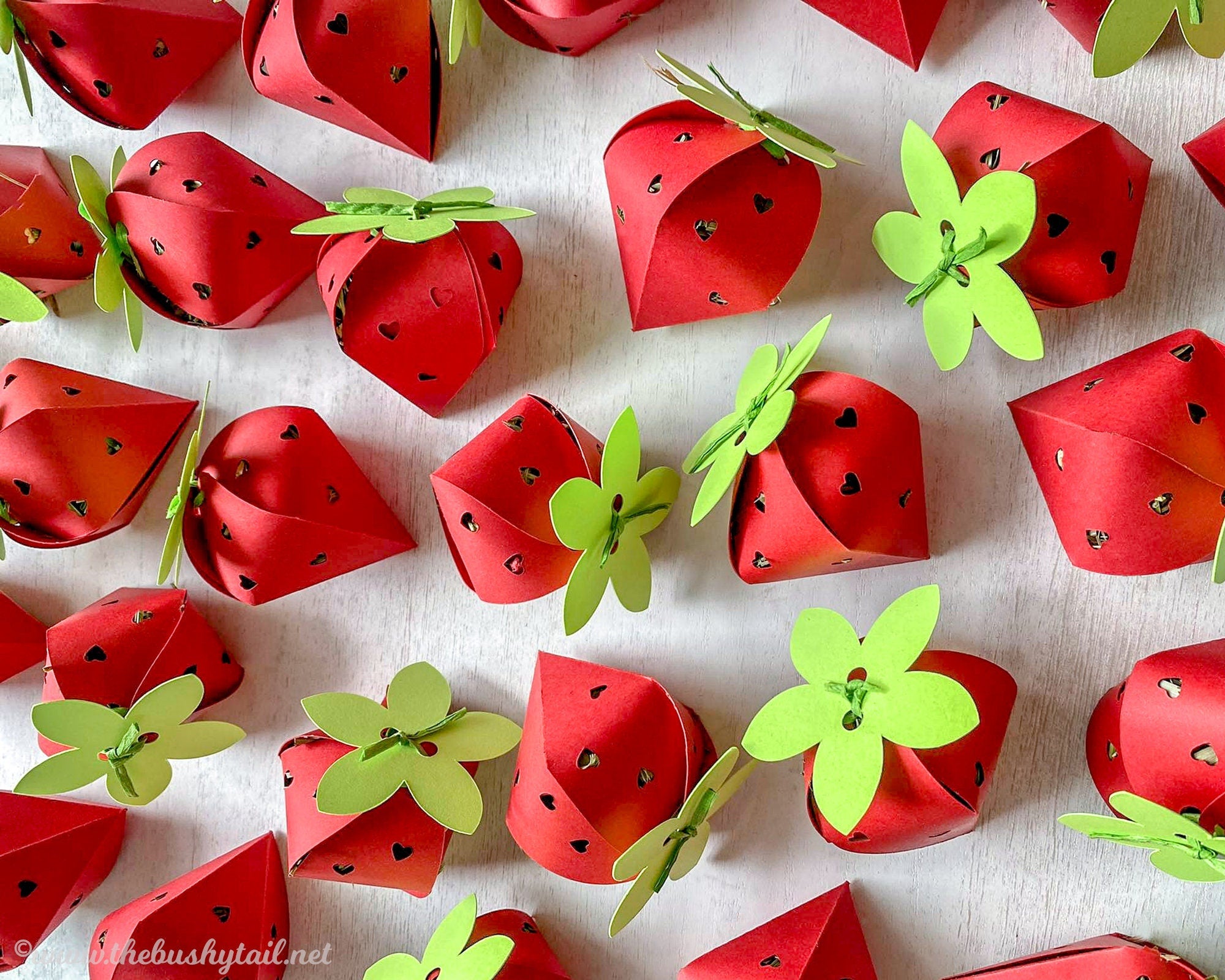 Bitty Berries - 6 Pack of Mini Rabbit & Guinea Pig Foraging Toys