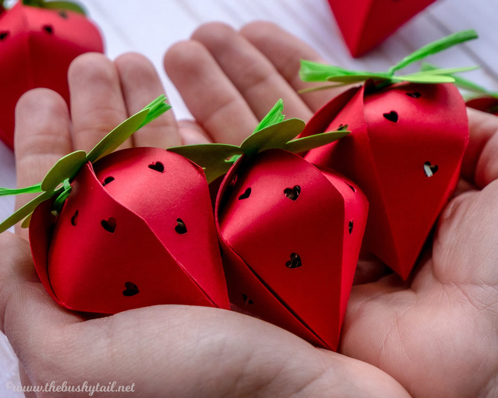 Strawberry Foraging Toys - 5 Pack of Handmade Rabbit & Guinea Pig Treats